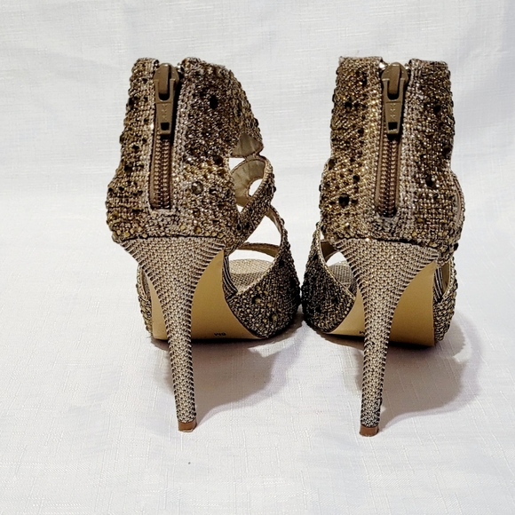 GIANNI BINI DRESS SHOES SIZE 6M HIGH HEELS - Picture 13 of 13